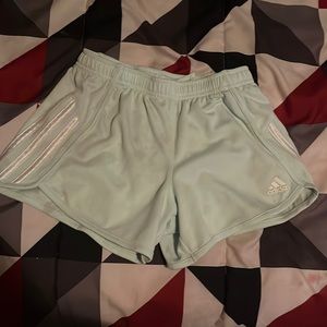 Cute shorts.